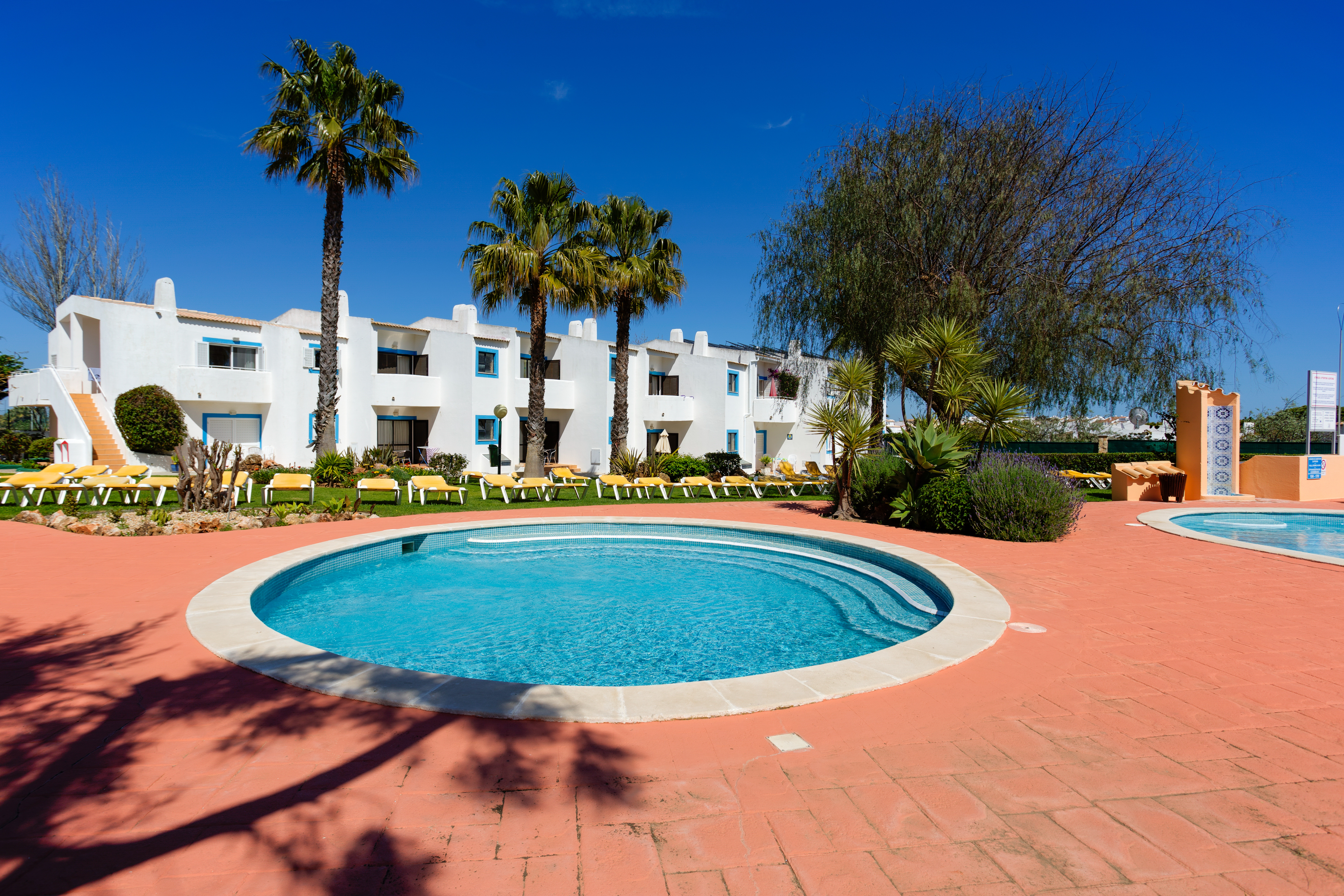 Holidays at Quinta Do Paraiso Apartments in Carvoeiro, Algarve