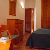 Las Colinas Apartments Picture 3