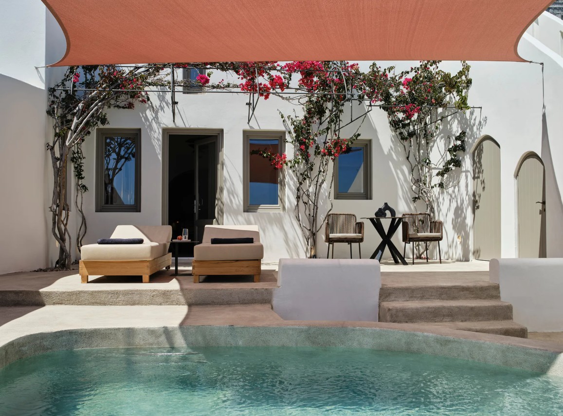 Holidays at Andronis Suites Hotel in Oia, Santorini