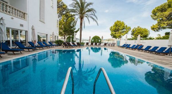 Holidays at Illa D'Or Hotel in Puerto de Pollensa, Majorca