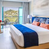 Curio Collection by Hilton Harbor Club Picture 5