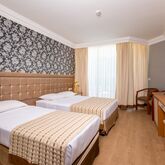 L' Etoile Beach Hotel Picture 3