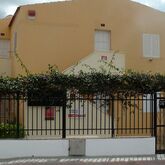 Las Tejas Apartments Picture 3