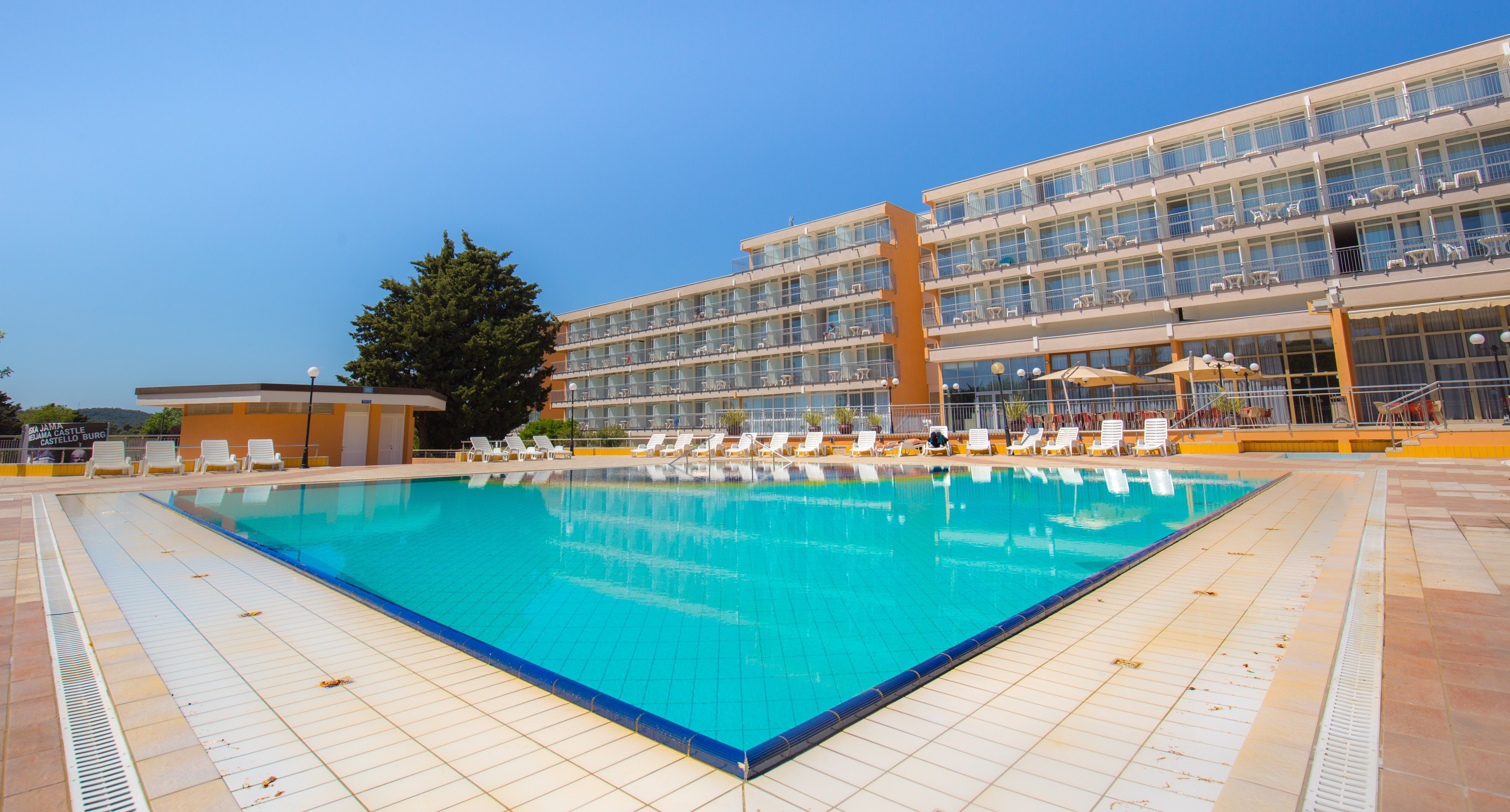Holidays at Holiday Hotel in Medulin, Pula