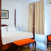 Savannah Beach Hotel Picture 4