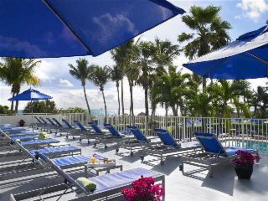 Holidays at Four Points By Sheraton Miami Beach Hotel in Miami Beach, Miami