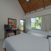 Tropical Princess Beach Resort & Spa Picture 5