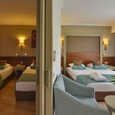 Side Crown Palace Hotel Picture 17