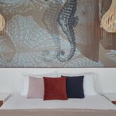 Kouros Hotel and Suites Picture 2