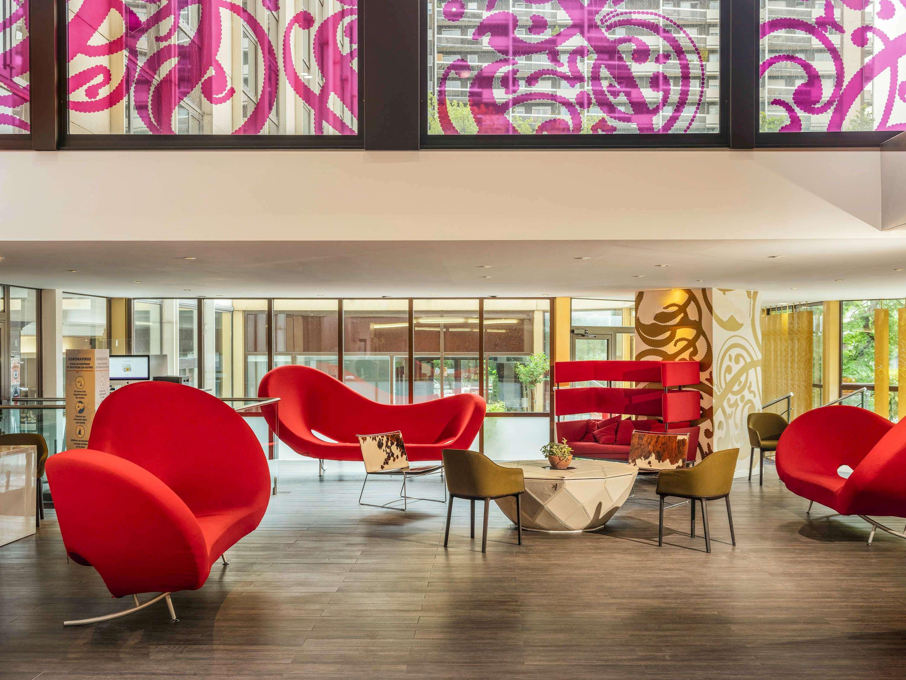 Holidays at Mercure Paris Centre Tour Eiffel Hotel in Montparnasse & Tour Eiffel (Arr 14 & 15), Paris