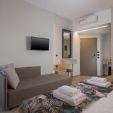 Mare Blue and Suites Picture 11