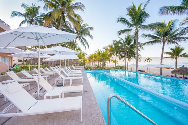 Holidays at Friendly Vallarta Beach Resort & Spa in Zona Hotelera, Puerto Vallarta