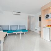 Sun Beach Apartments Picture 7