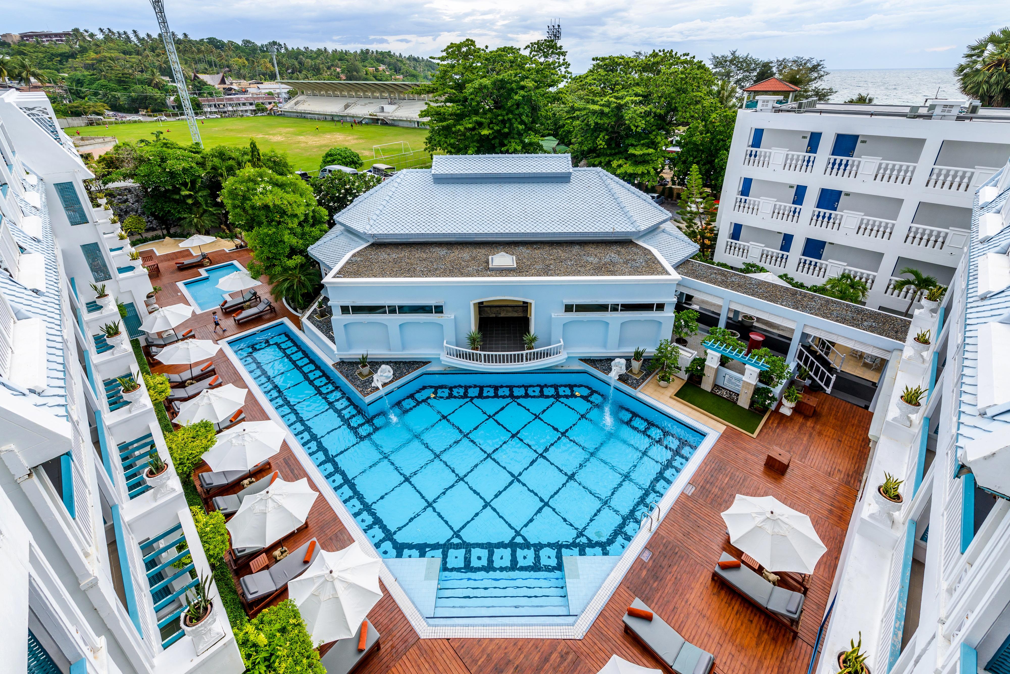 Holidays at Andaman Seaview Hotel in Phuket Karon Beach, Phuket