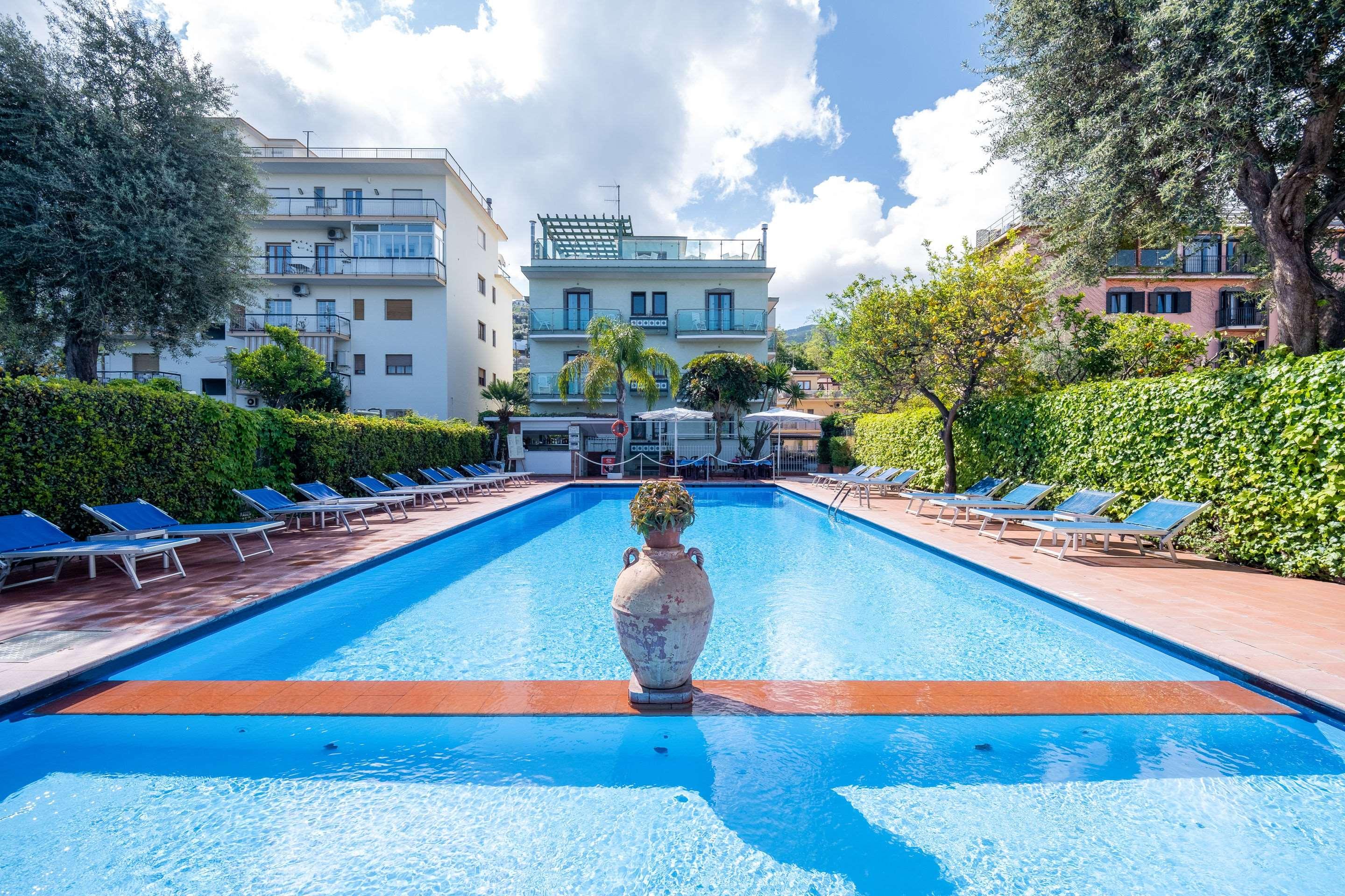 Gardenia Hotel Picture 4