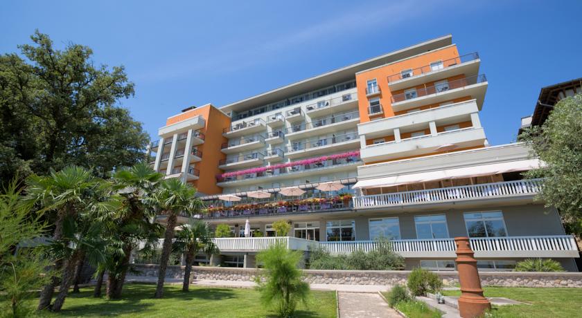 Holidays at Grand Hotel 4 Opatijska Cvijeta in Opatija, Croatia