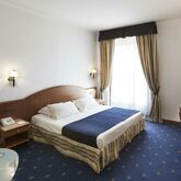 Holidays at Serius Hotel in Naples, Italy