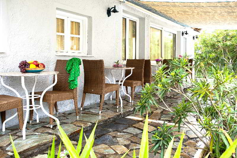 Holidays at Tomato Hotel in Megali Amos, Skiathos