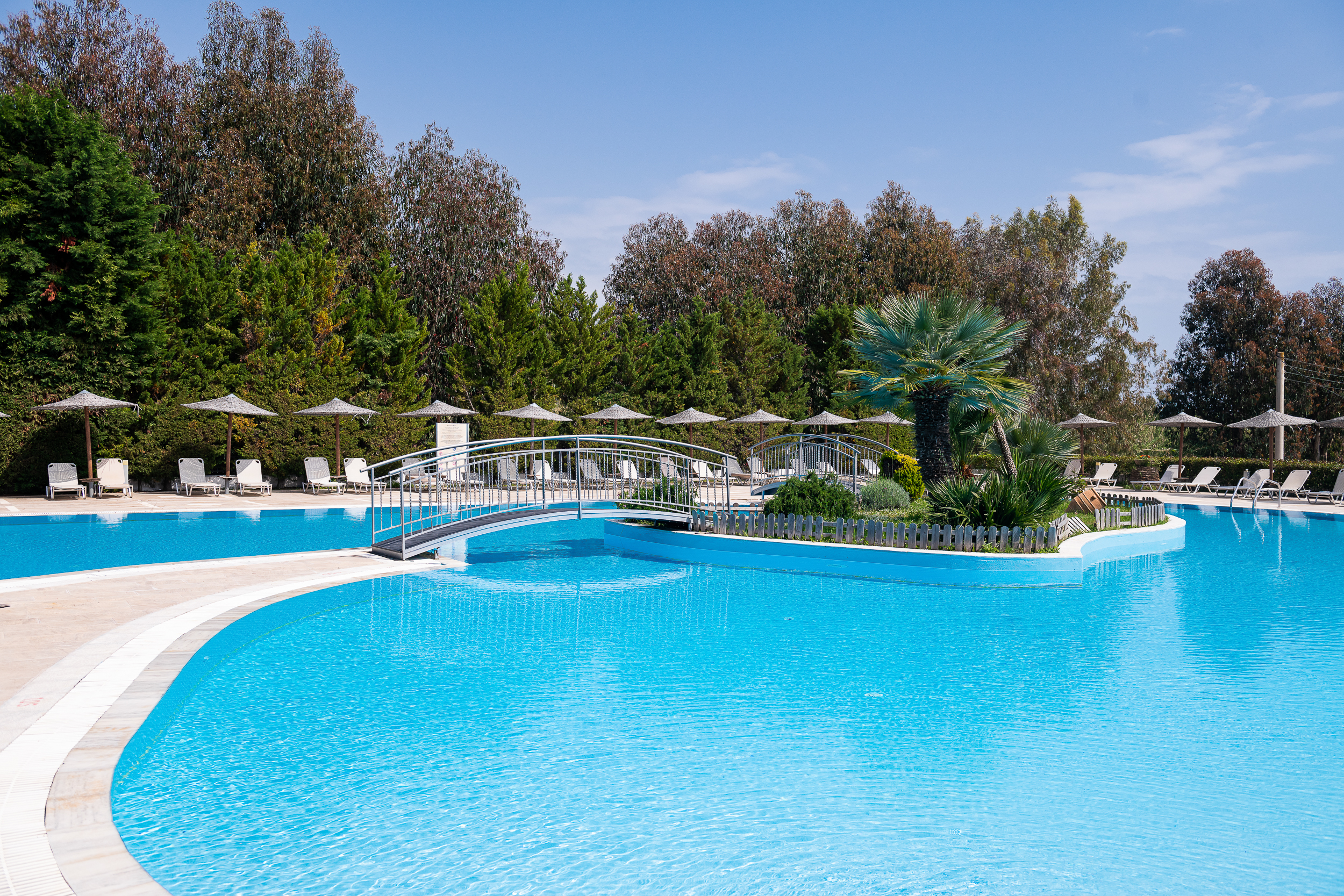Holidays at Alexandros Palace Hotel & Suites in Ouranopoulis, Halkidiki