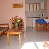 Capri Bungalow Apartments Picture 6