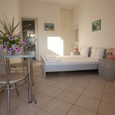 Cosmi Apartments Picture 4