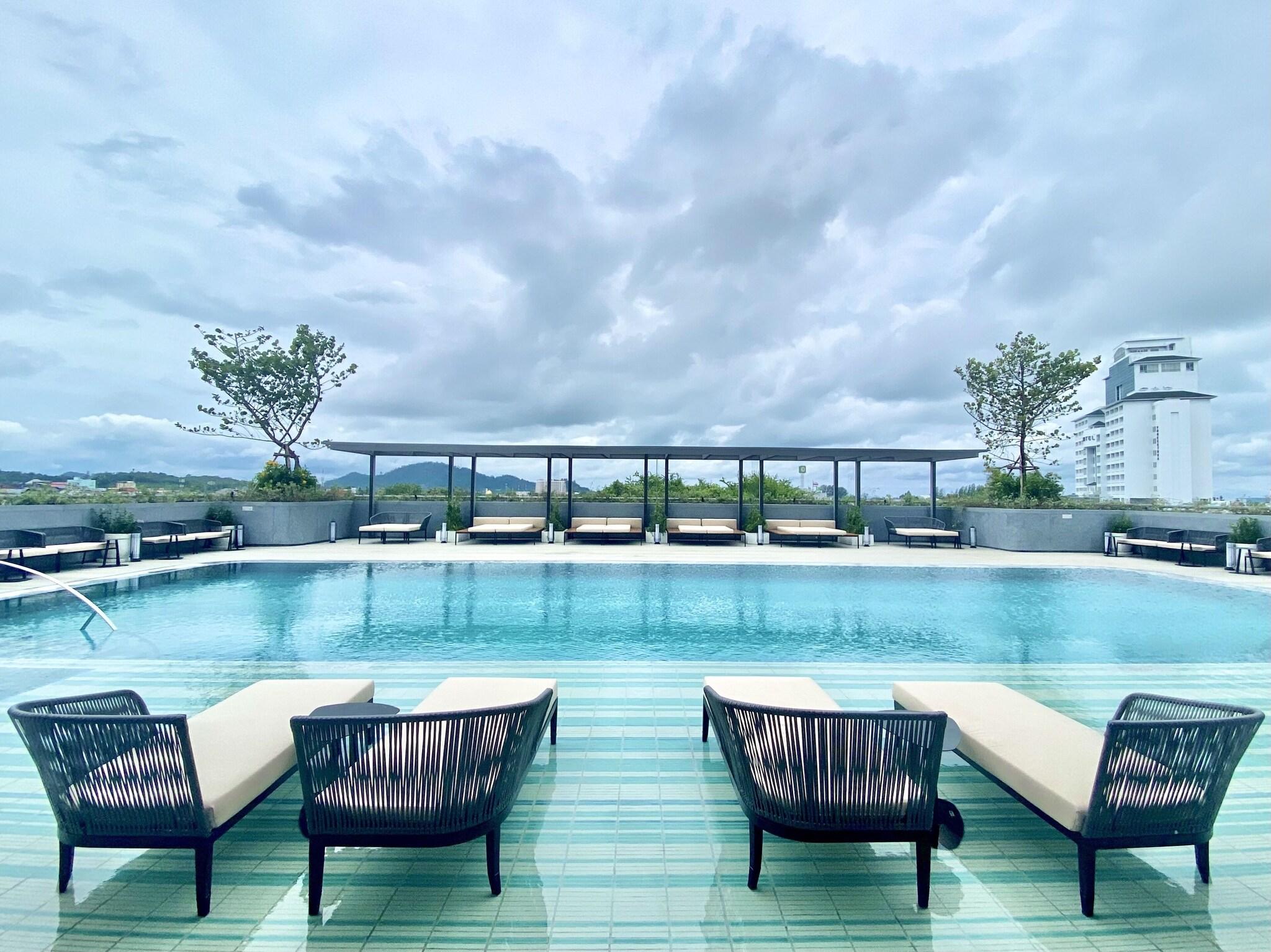 Holidays at Metropole Hotel Phuket in Phuket Town, Phuket