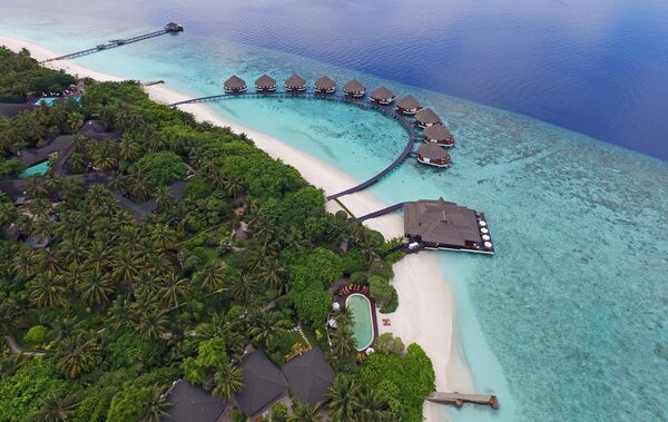 Holidays at Adaaran Select Meedhupparu Hotel in Maldives, Maldives