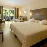 Beach Club Font De Sa Cala Hotel Picture 5