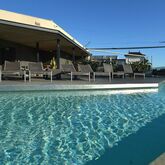 B Hotel Picture 2