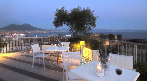 Holidays at Renaissance Naples Hotel Mediterraneo in Naples, Italy