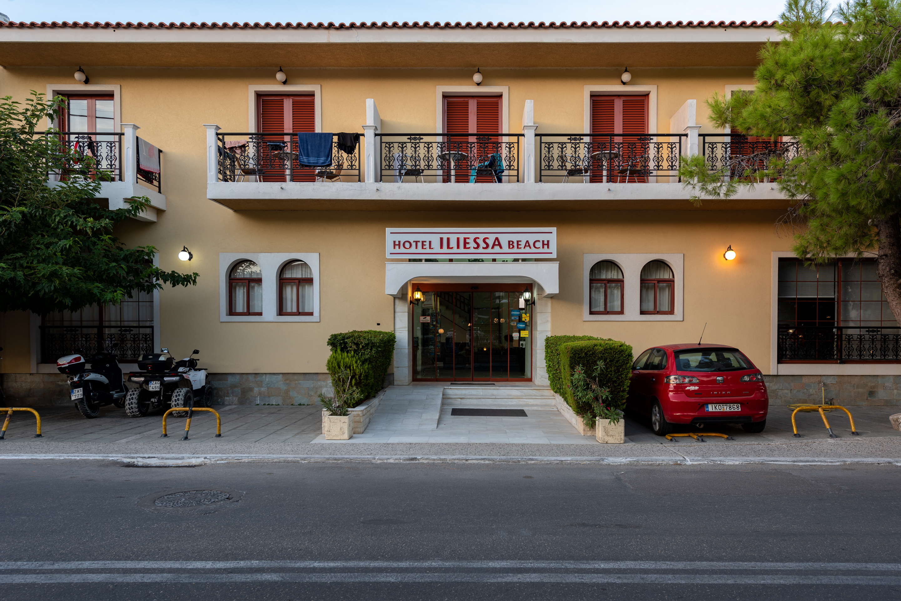 Holidays at Iliessa Beach Hotel in Argassi, Zante