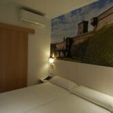 Transit Hotel Picture 3