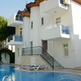 Tolan Apartments Picture 3