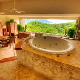Jade Mountain Picture 8