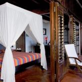 New Emerald Cove Hotel Picture 6
