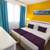 Coral Los Alisios Picture 3