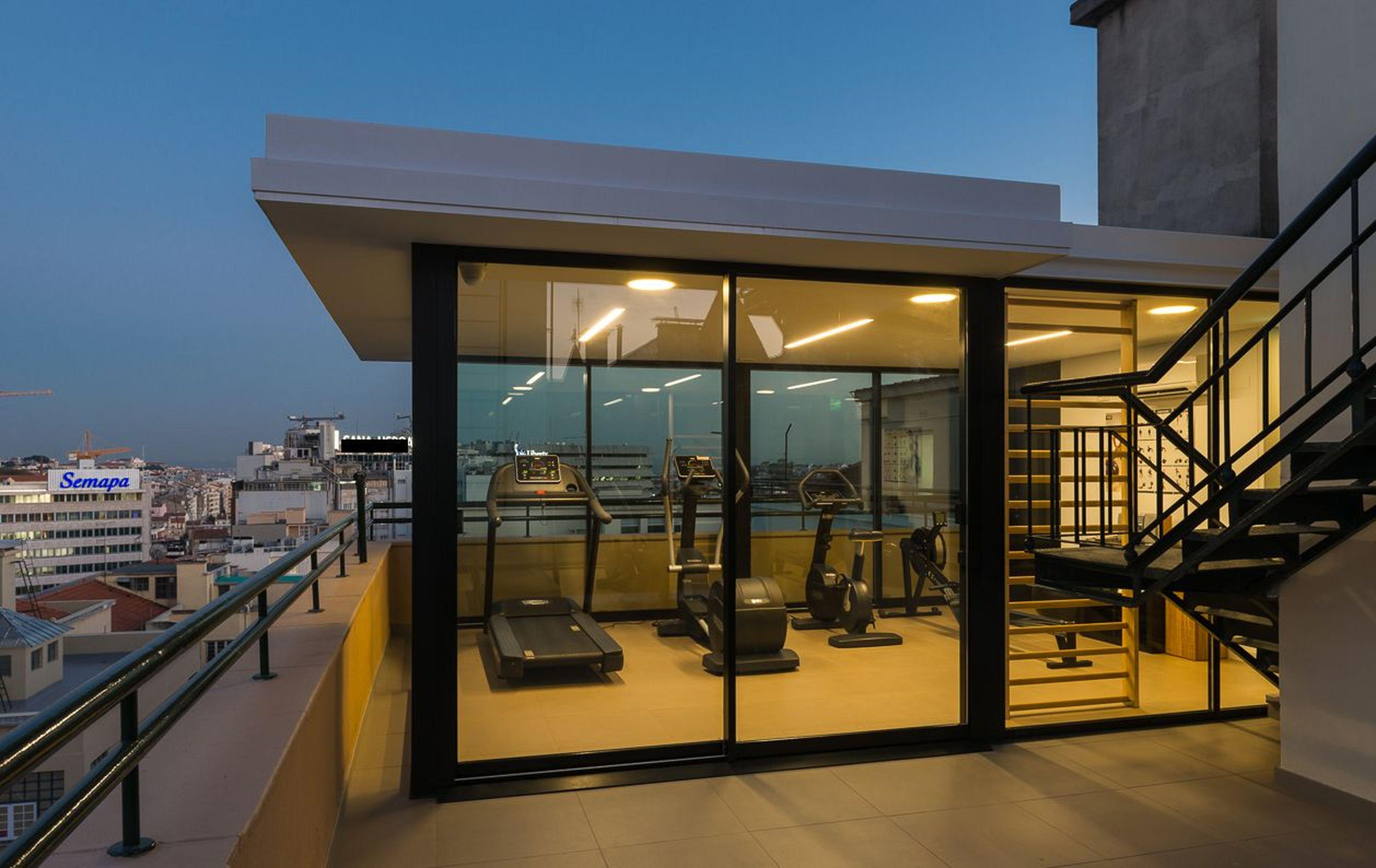 Holidays at Miraparque Hotel in Lisbon, Portugal