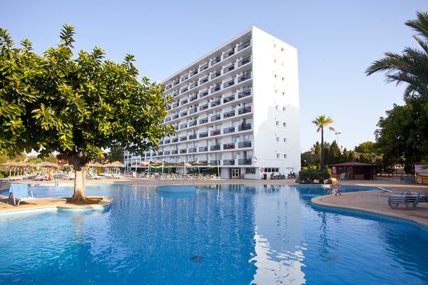 Holidays at HYB Eurocalas Aparthotel in Calas de Mallorca, Majorca
