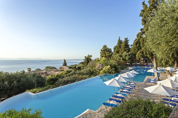 Holidays at Aeolos Beach Resort Hotel in Perama, Corfu