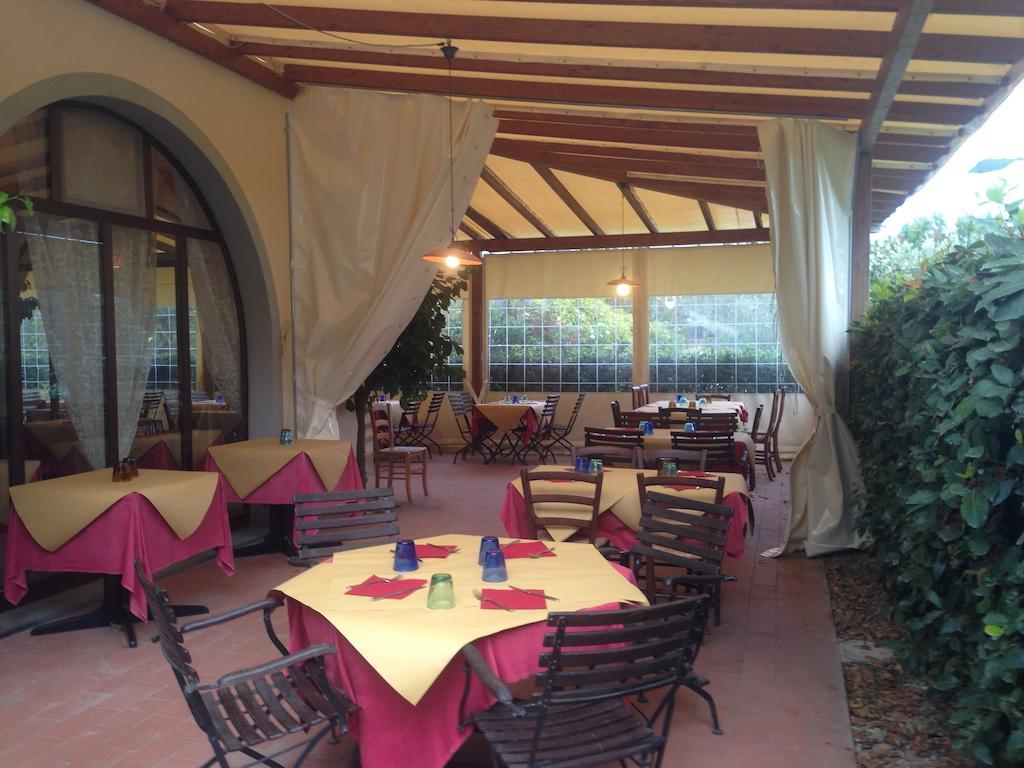 Holidays at Airone Pisa Park Hotel in Pisa, Tuscany