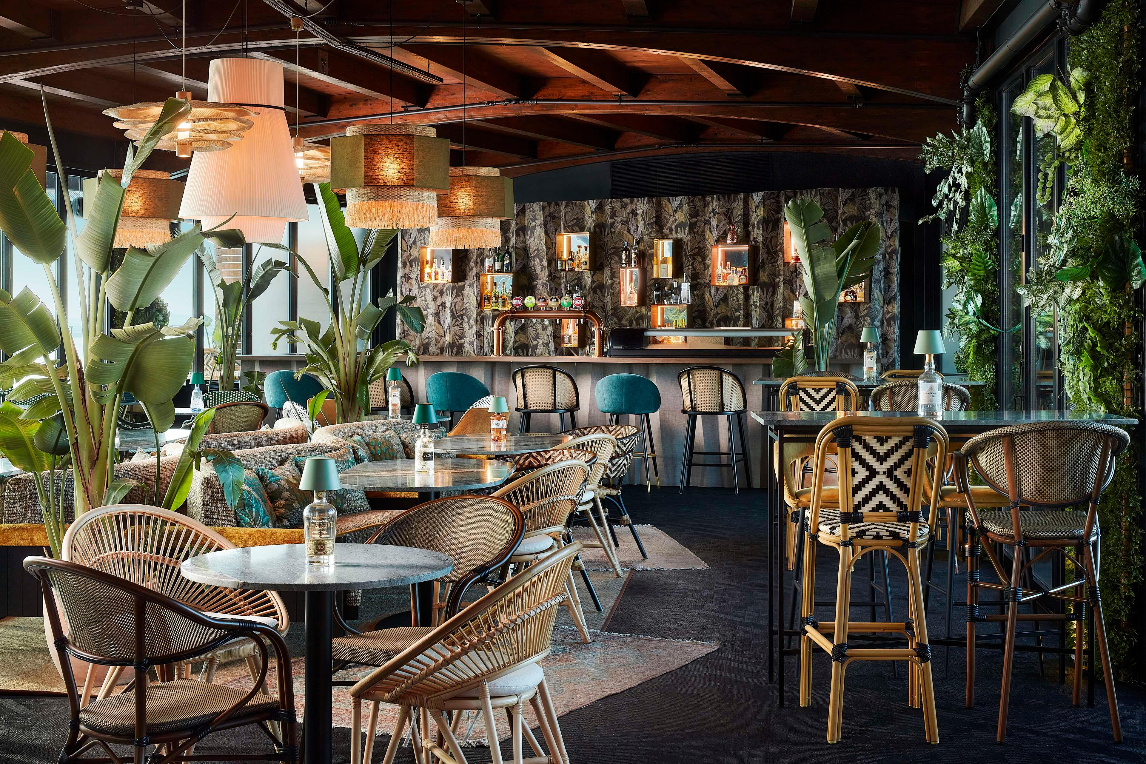 Holidays at Tivoli Oriente Hotel in Lisbon, Portugal