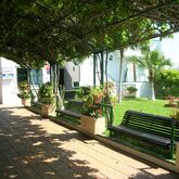 El Sombrero Apartments Picture 8