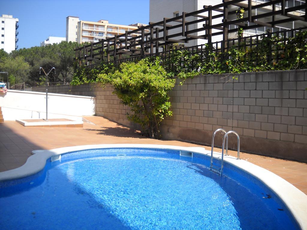 Holidays at Villa De Madrid Apartments in Blanes, Costa Brava