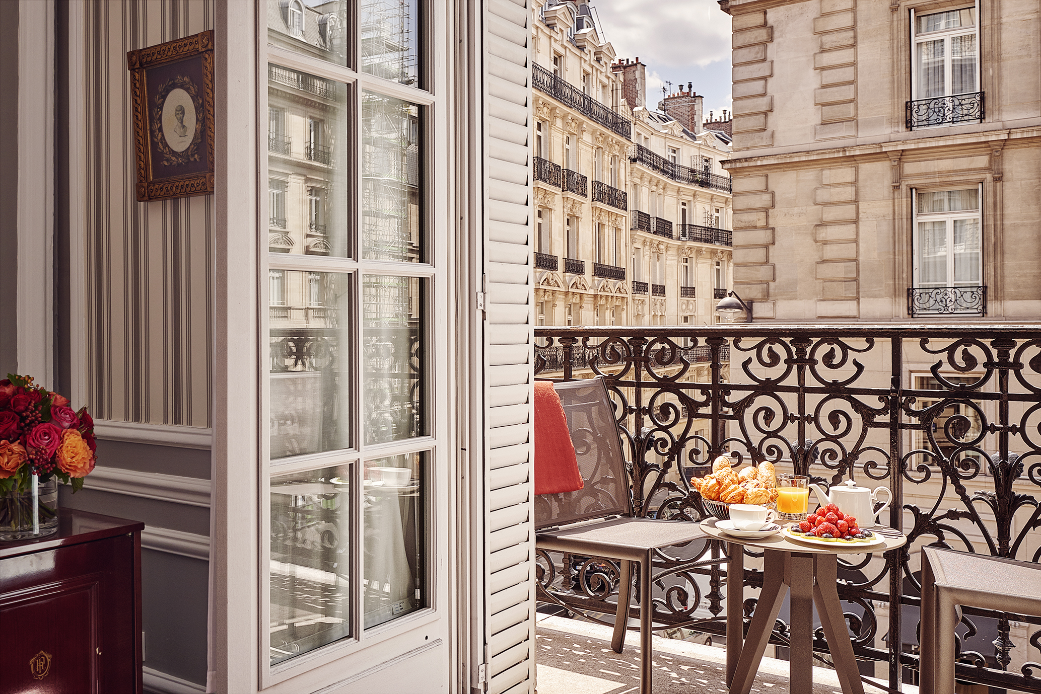 Holidays at Powers Hotel in C.Elysees, Trocadero & Etoile (Arr 8 & 16), Paris