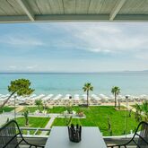Blue Carpet Luxury Suites Picture 12