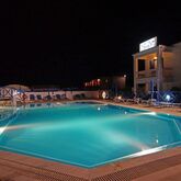 Blue Garden Apartments Picture 4