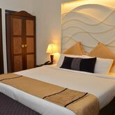 Sonesta Inns Hotel Picture 6