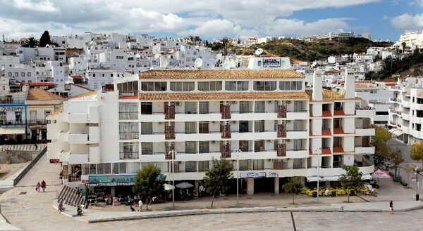 Holidays at Edificio Albufeira Apartments in Albufeira, Algarve