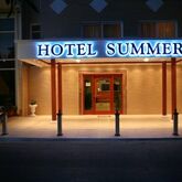 Summery Hotel Picture 5