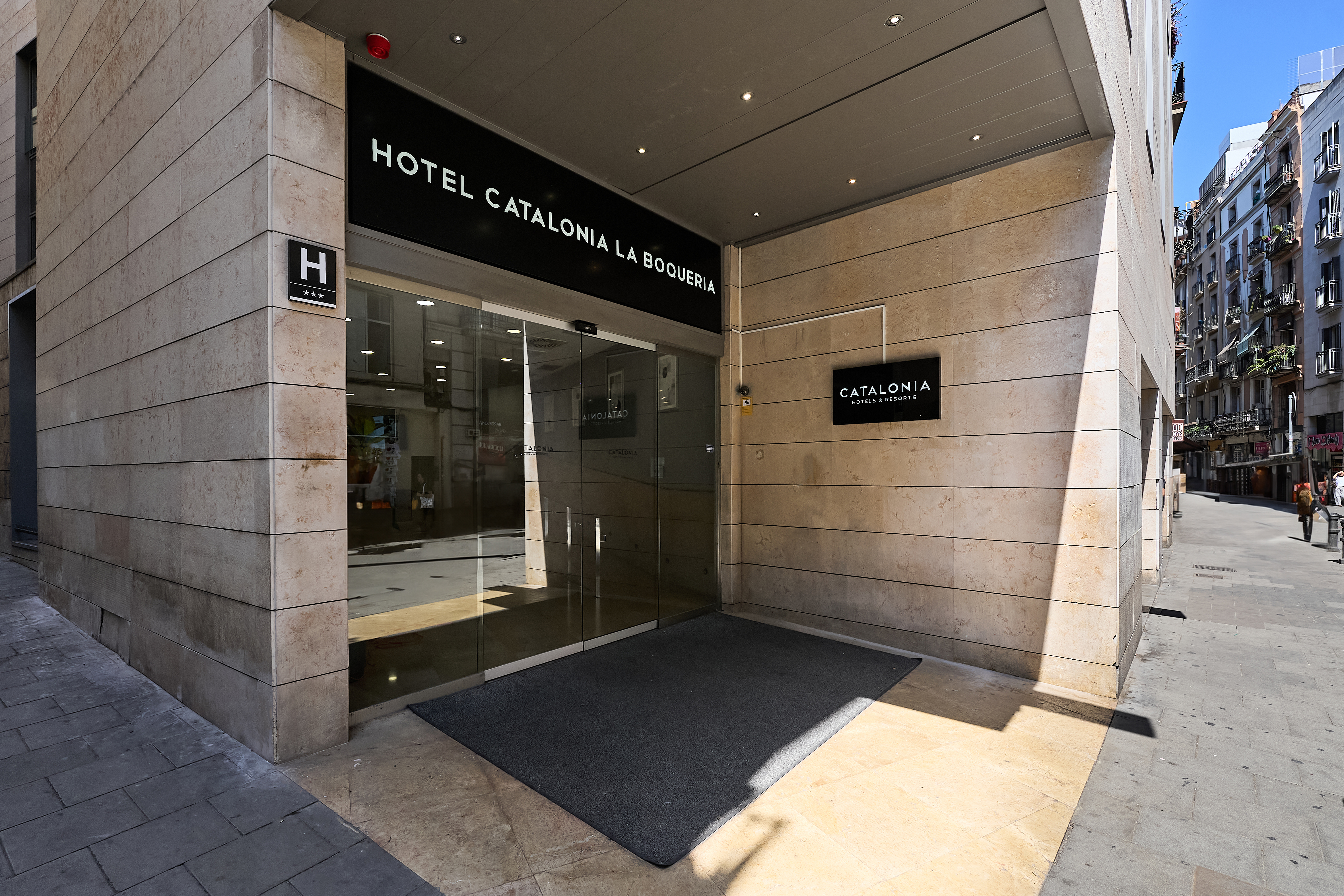 Holidays at Hesperia Ramblas Hotel in Las Ramblas, Barcelona